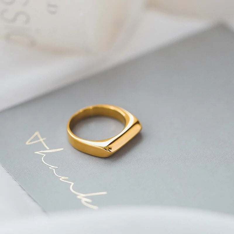 Trending Square Plain Ring: 18K Gold Plated Titanium Stainless Steel