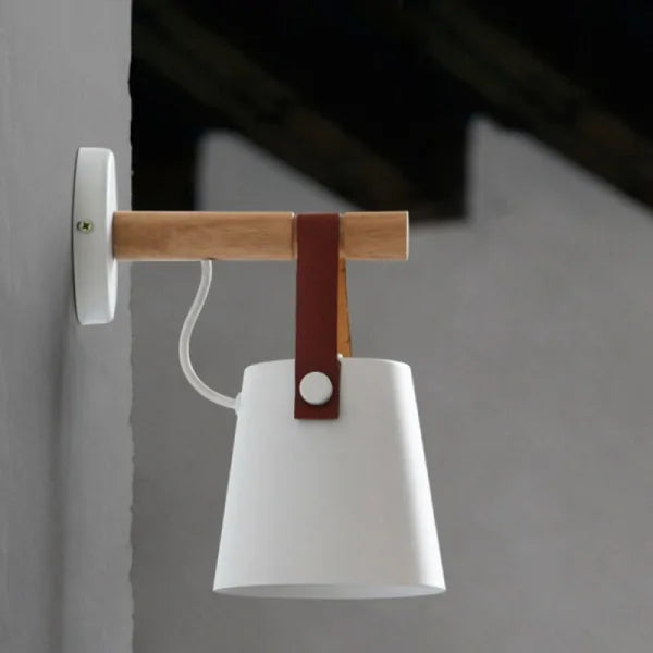 Wooden Simple Wall Lamp