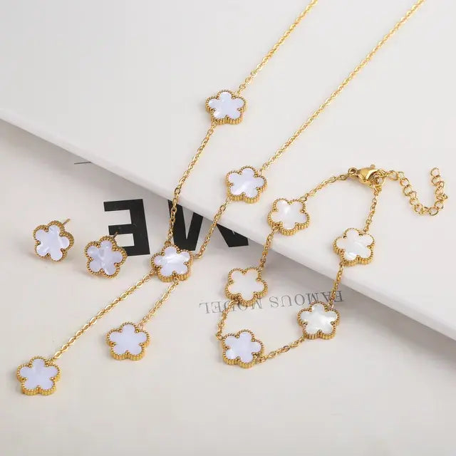 Cleef Style Flower Set