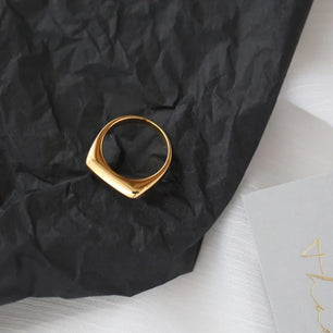 Trending Square Plain Ring: 18K Gold Plated Titanium Stainless Steel