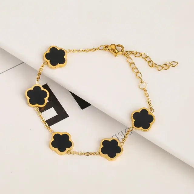 Cleef Style Flower Set