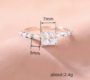 Geometric Shiny Diamond Engagement Ring